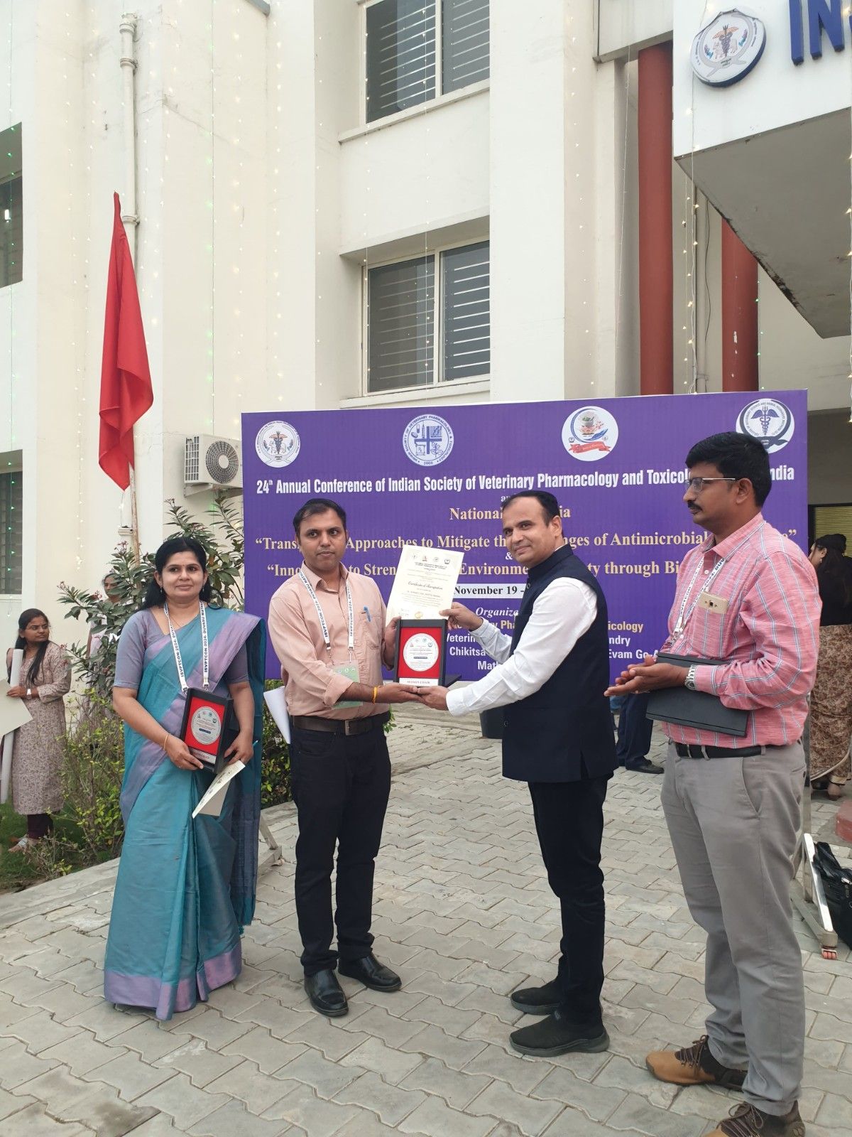 ReceivedAwardforOralPresentationinISVPTconferenceAtMathura2024